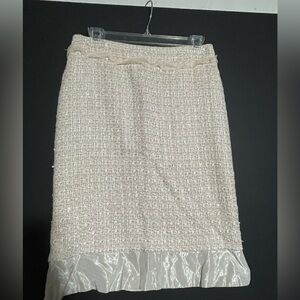 Chic Cream Tweed Pencil Skirt